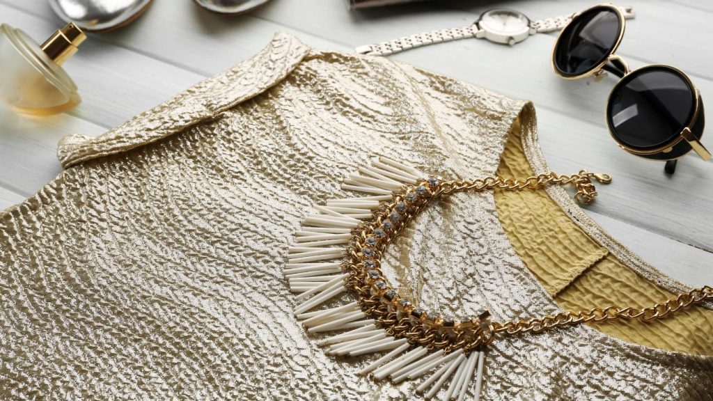 Accessories Matter: The Small Details That Transform Your Entire Look